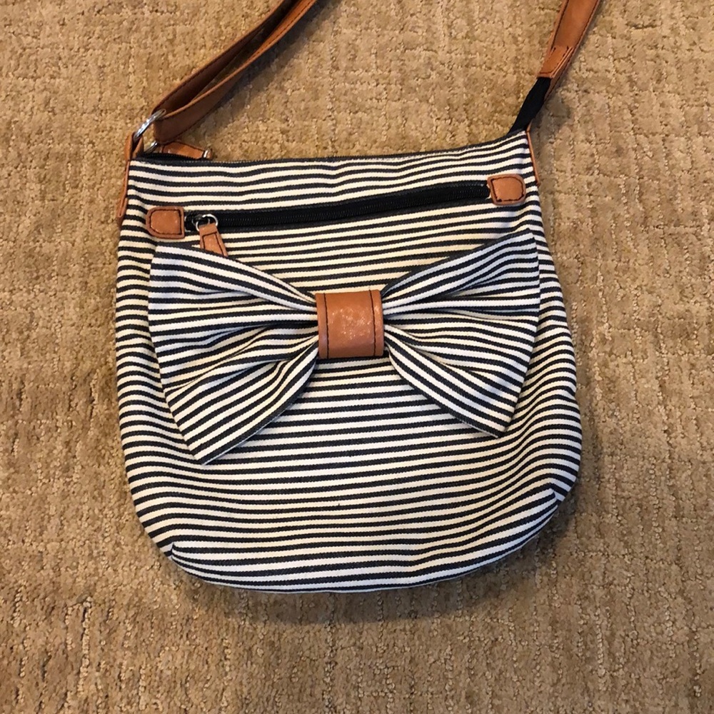 Canvas shoulder bag with cute bow detail🎀